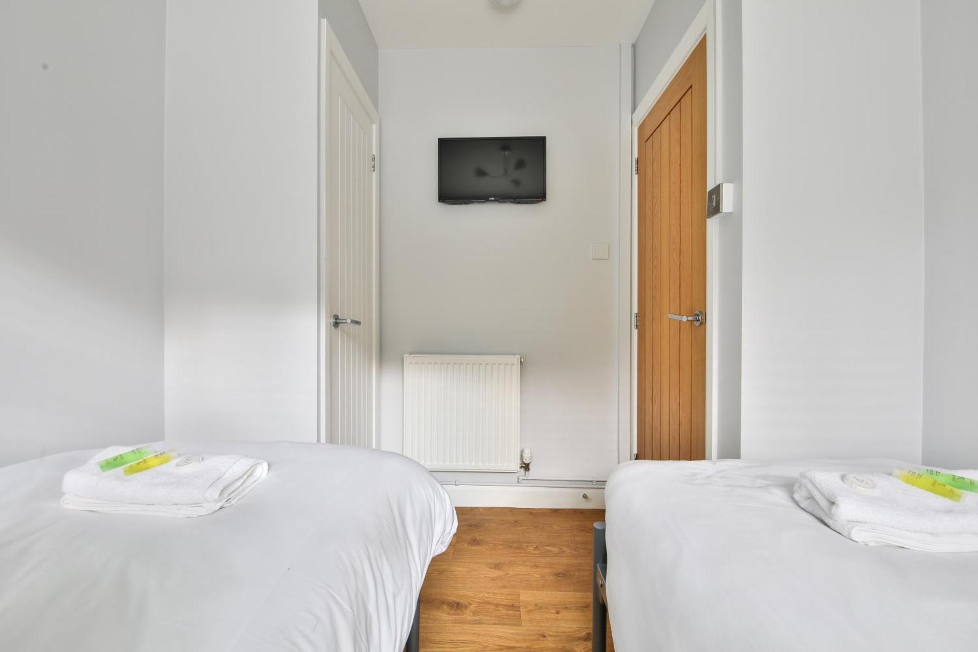 Just Stay Wales - Marshmallow Cottage, Oxwich Swansea Bagian luar foto